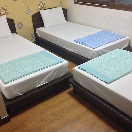 Jongnowon Hostel Seoul Exteriör bild